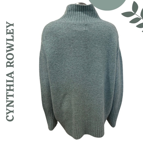🛍️3/$40 Cynthia Rowley Sage Green Turtleneck Sweater Slouchy Knit | Size Medium - Picture 4 of 6